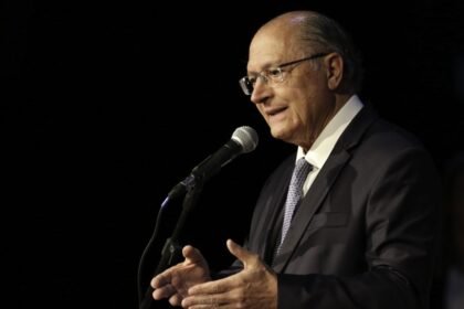 Alckmin cobra BC: juro alto “é uma das piores coisas” e deveria cair “mais rápido”