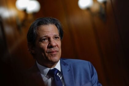 Déficit zero depende do desempenho da economia e do Congresso, diz Haddad