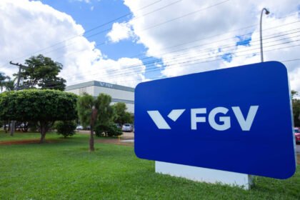 FGV oferece cursos gratuitos em diversas áreas, como financeira, educação, gestão empresarial, humanidade, entre outras