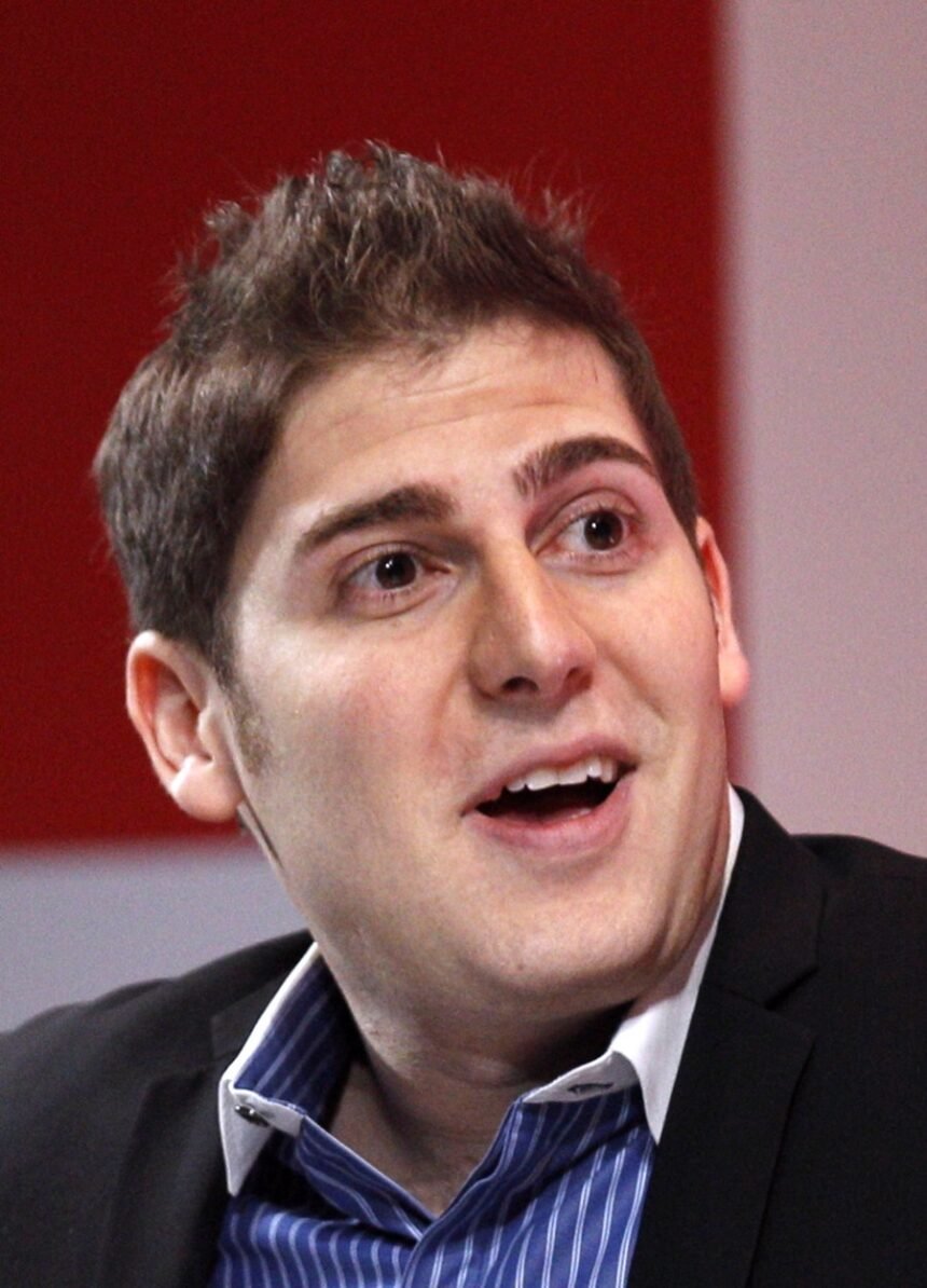 Do Facebook a investidor tec: quem é Eduardo Saverin, brasileiro mais rico do mundo?