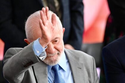 Lula mantém saidinhas de presos para visita a familiares - 11/04/2024 - Cotidiano