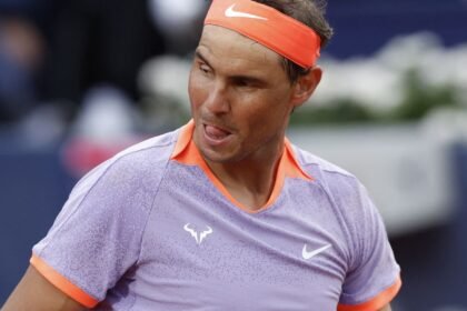 No retorno às quadras, Nadal é eliminado por De Minaur em Barcelona