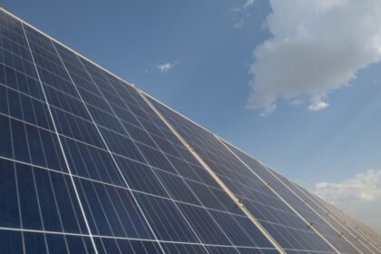 União Europeia lança investigação sobre fabricante de placas solares da China | Mundo