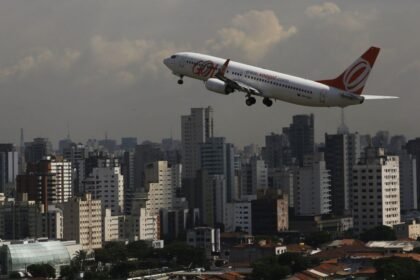 Voa Brasil: veja como vai funcionar e quem terá direito às passagens mais baratas