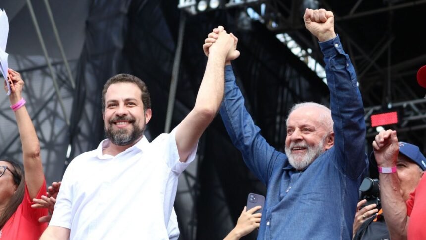 Kim aciona MP após Lula pedir votos para Boulos em ato de 1º de Maio