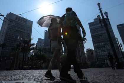 Quantos dias a mais de calor prejudicial à saúde tivemos em 2023? Relatório global detalha; veja