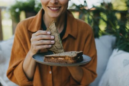 ‘Mindful eating’: Entenda os benefícios da atenção plena durante a alimentação